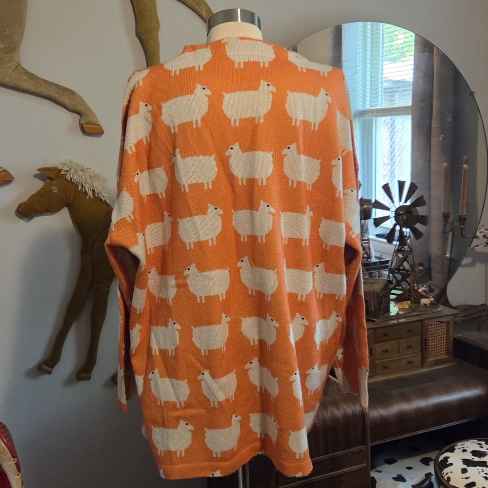 🪨 Orange Sheep Pattern Sweater - Picture 2 of 6